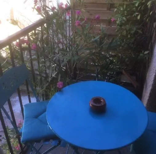 홈스테이 Les Arches Du Cloitre *