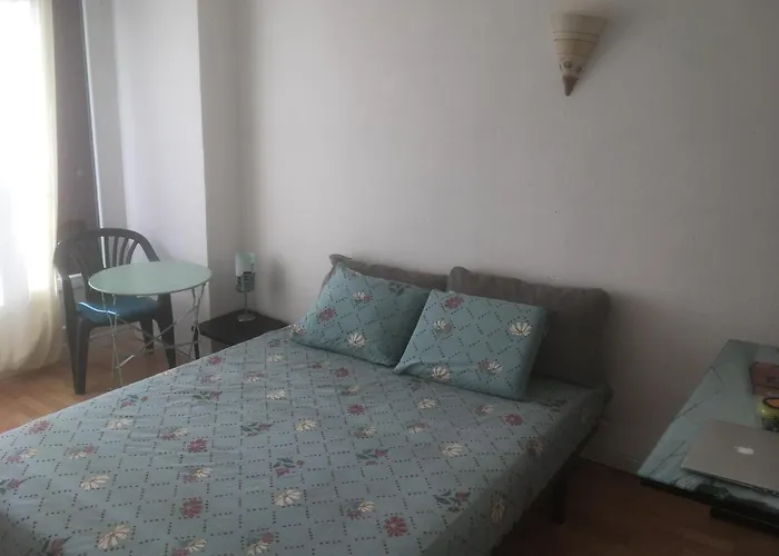 Les Arches Du Cloitre *