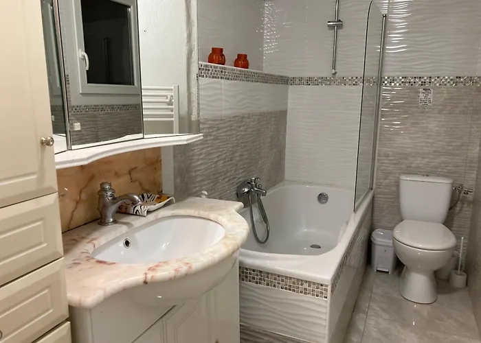 홈스테이 Les Arches Du Cloitre